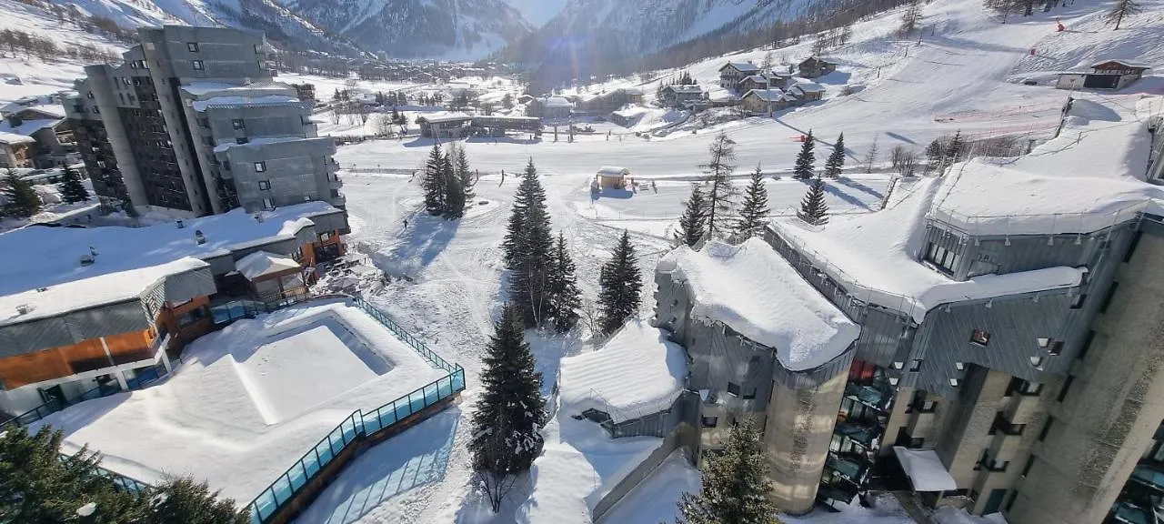 Le 1888 Val D'Isere La Daille 0*,  France