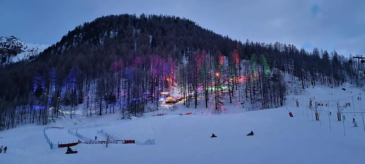 Le 1888 Val D'Isere La Daille